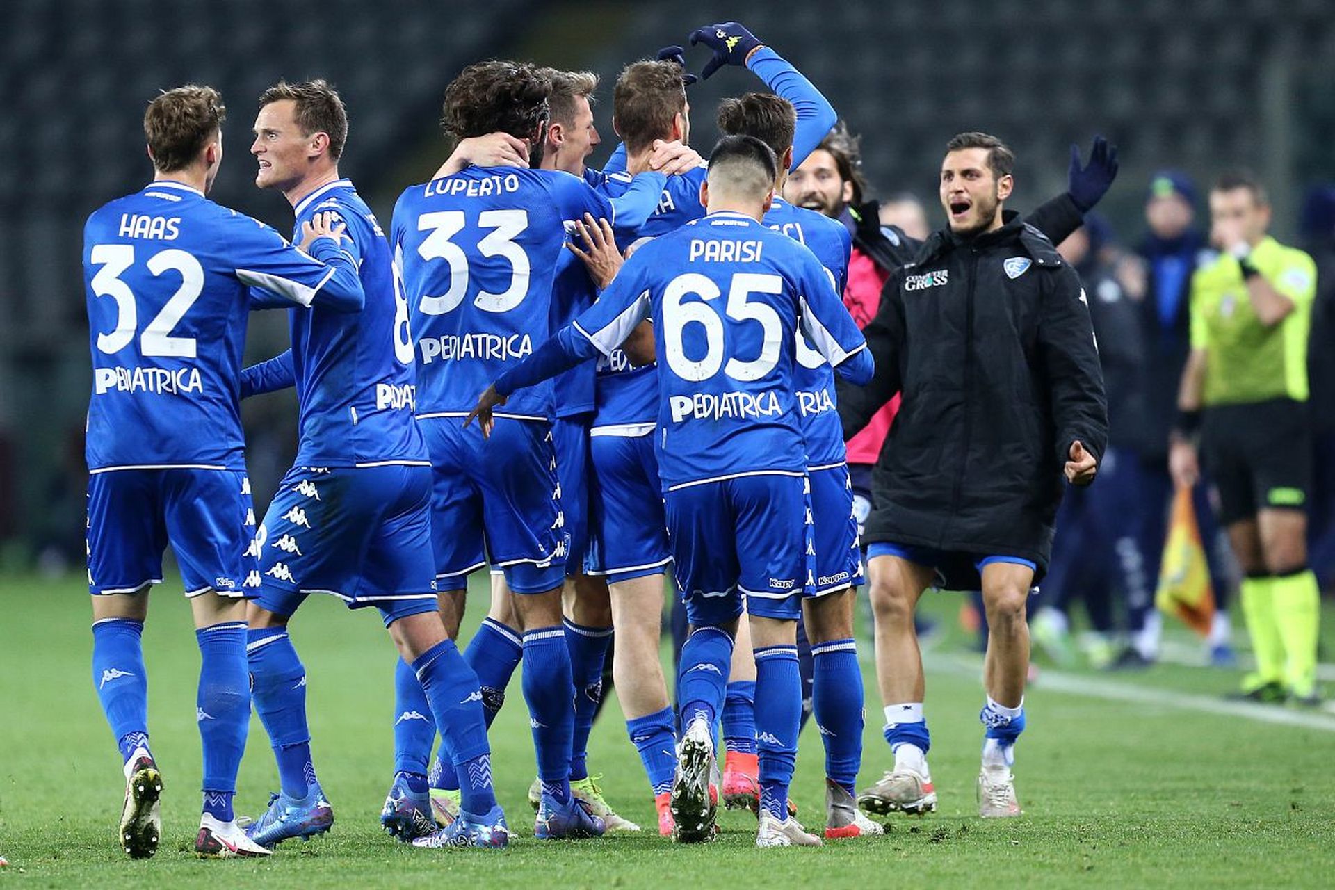 半场的几个 半场的几个