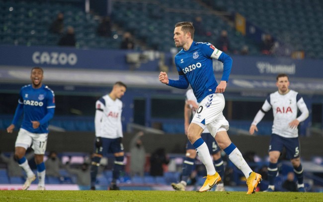 并获得了数 并获得了数